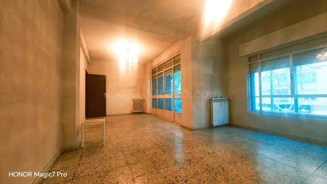 VENTA DE PISO EN ZAMORA ZONA TRES CRUCES, 4 DORMITORIOS, 2 B - foto 3