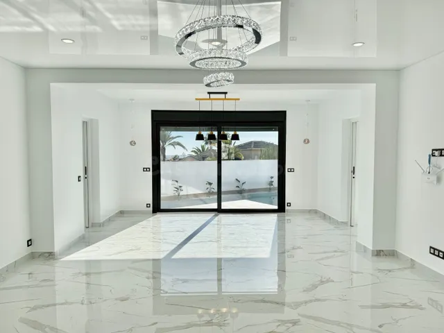 Villa 4 habitaciones 205m² en venta - Centro de la Ciudad Qu - foto 5