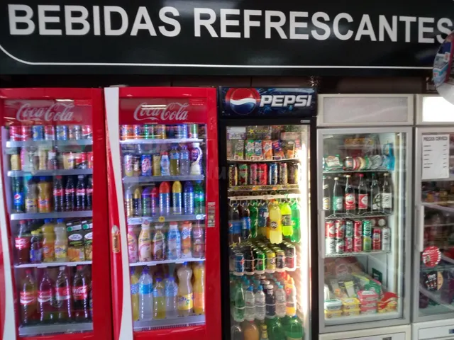 Tienda - supermercado en Playa de San Juan Alicante — 4