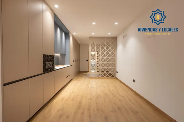 Moderno estudio tipo loft en urbanización villa pineda - zona villarejo — 3
