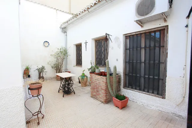 Casa de pueblo 4 habitaciones, planta baja con patio, garaje y gran potencial en La Palma — 37