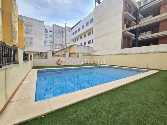 Vivienda de 3 dormitorios con piscina — 10