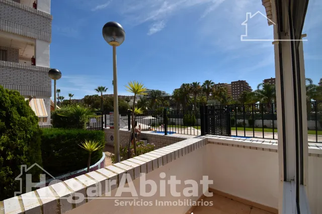 REFORMADO CON TERRAZA, PISCINA Y GARAJE — 20