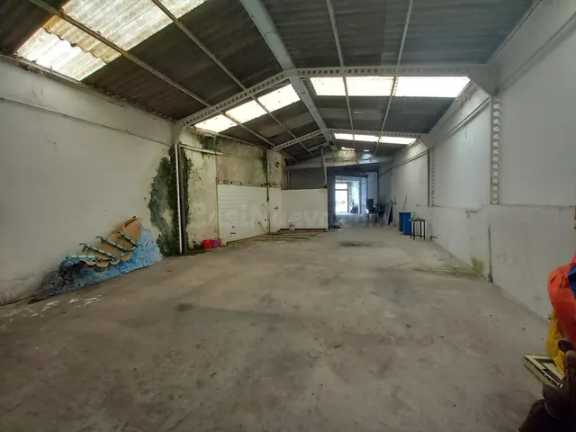 Local en Torrelavega — 3