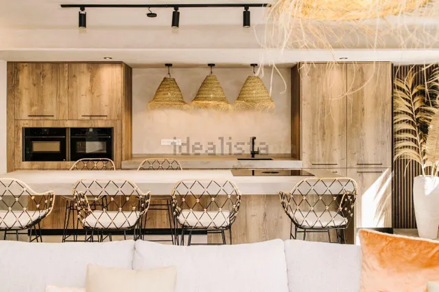 Piso reformado de estilo mediterráneo junto al Mercado Centr - foto 4