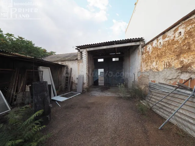Se vende solar en la zona de calle Oriente que cuenta conn 4 - foto 4