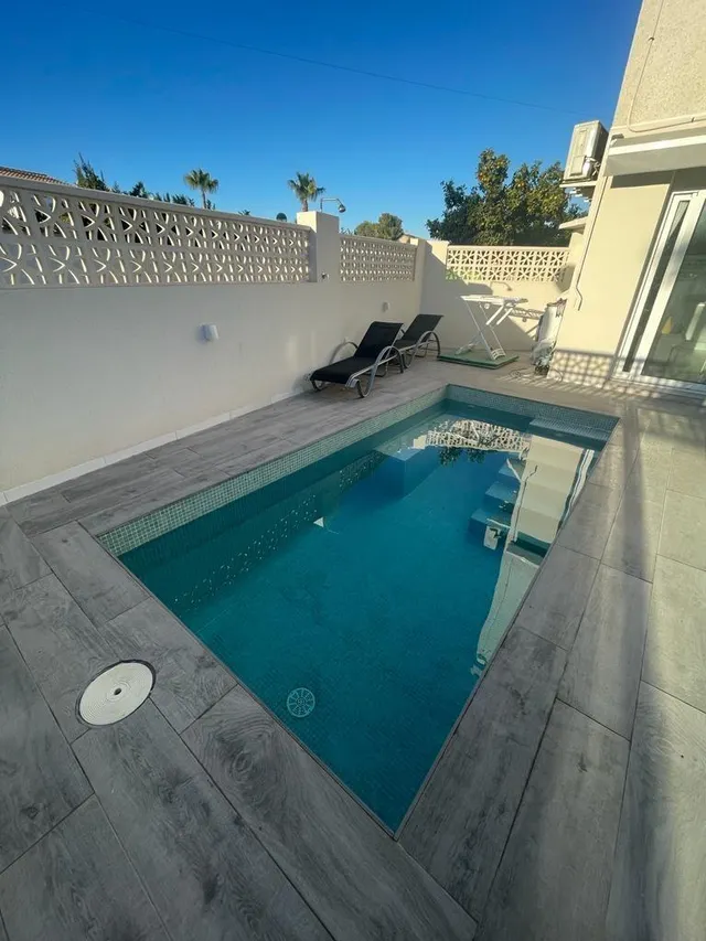 MAGNIFICO BUNGALOW PLANTA BAJA CON PISCINA PRIVADA — 19