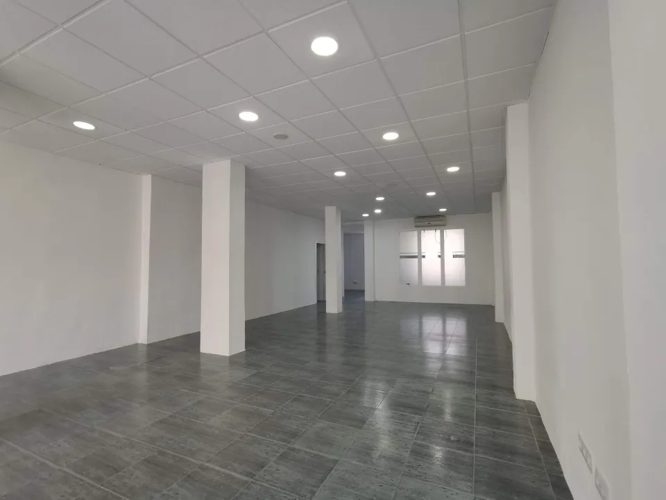 Local comercial en alquiler