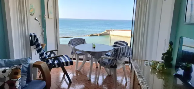 Apartamento en primera línea de mar con vistas directas al océano — 13
