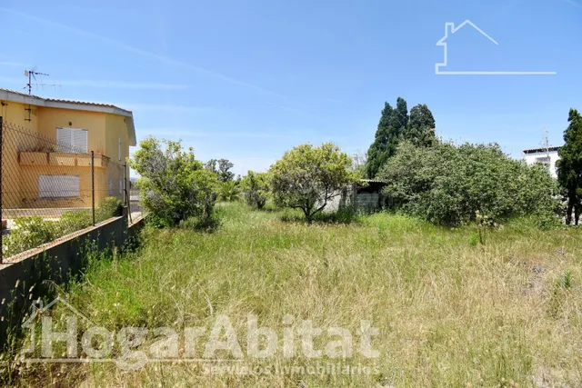 ¡MAGNÍFICA OPORTUNIDAD! TERRENO URBANO Y AMPLIO EN LA PLAYA DE NULES — 2
