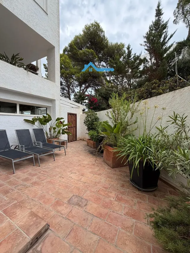 Exclusivo apartamento reformado con vistas al mar y acceso directo a la playa en Cap Negret, Altea — 36