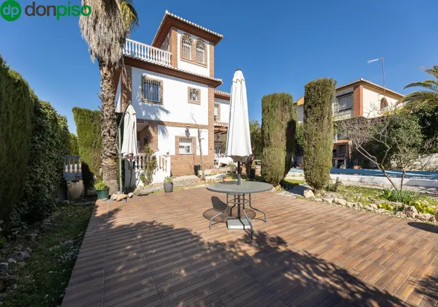 Maravillosa vivienda en Monteluz — 2