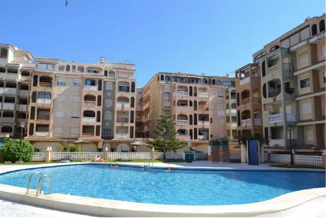 Ático con vistas al Parque en Torrevieja — 16