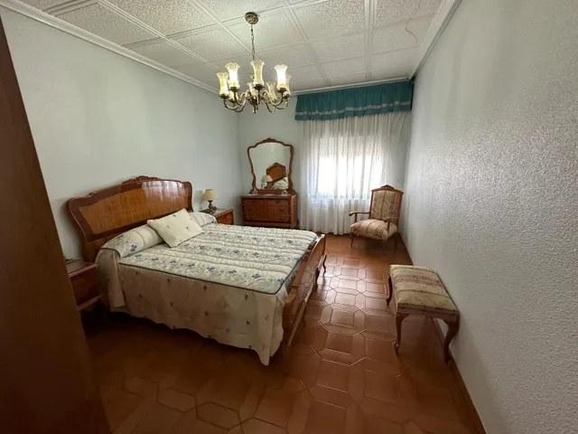 Magnifica casa  con terreno en el casco urbano — 19
