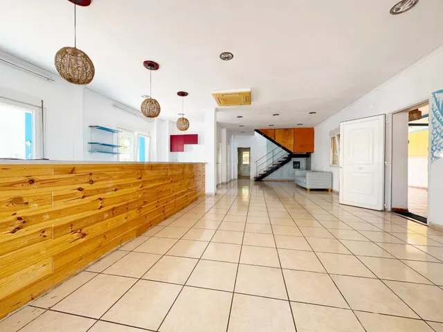 Chalet-vivienda con antigua licencia de restaurante a 50 met - foto 5