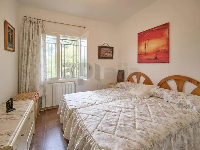 El encanto de Serra Brava: casa con jardín, terrazas y acceso independiente a la planta superior — 13