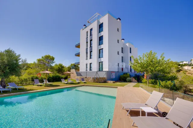 EXCLUSIVO APARTAMENTO DE LUJO EN PLANTA BAJA EN LAS COLINAS  - foto 4