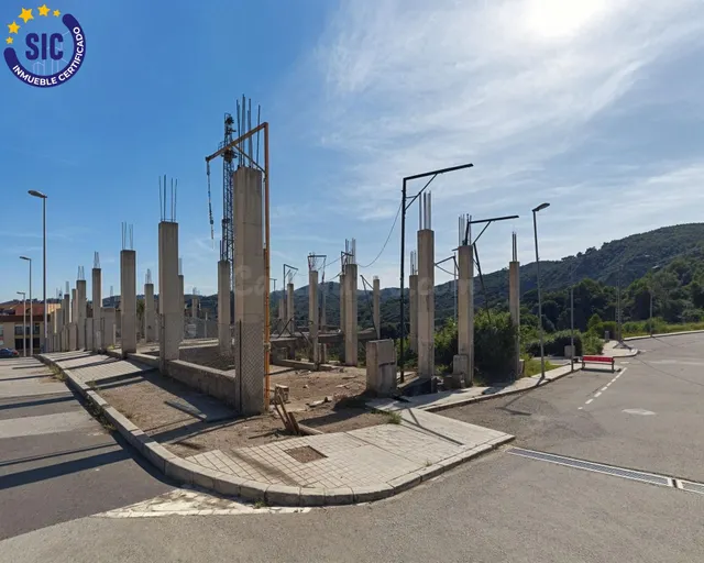 ¡Oportunidad para Promotores! Suelo Urbano con Estructura pa - foto 2