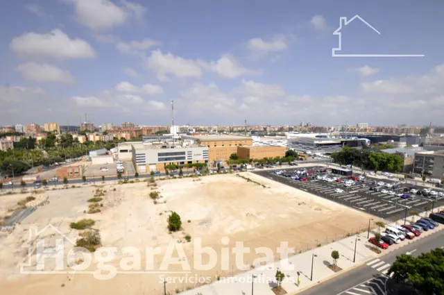 GRAN ÁTICO SEMINUEVO EN RESIDENCIAL CON GARAJE Y PISCINA — 23