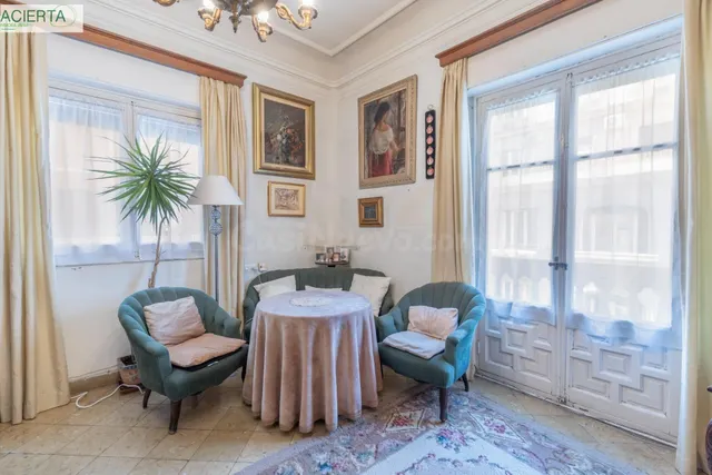 EXCLUSIVA VIVIENDA SEÑORIAL EN ANGEL GANIVET, EN PLENO CORAZON DE GRANADA — 4