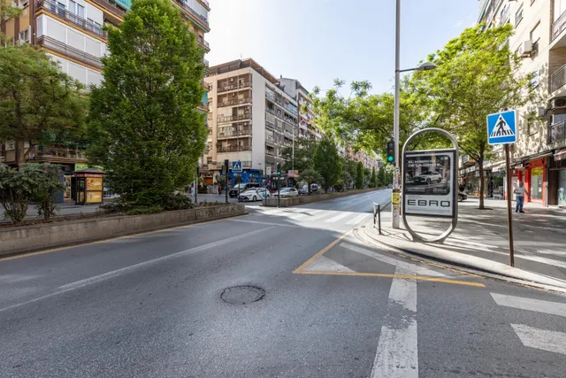 Piso con terraza y gran potencial junto a Camino de Ronda — 37