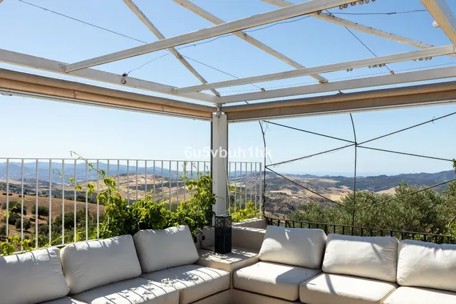 Chalet 5 habitaciones 643m² en venta - Polígono - Alrededores - Pedanías — 30