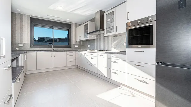 Chalet 5 habitaciones 420m² en venta - Marbella — 4