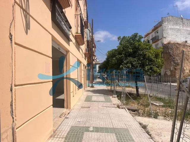 Venta de Local comercial en Utrera - Sevilla — 4