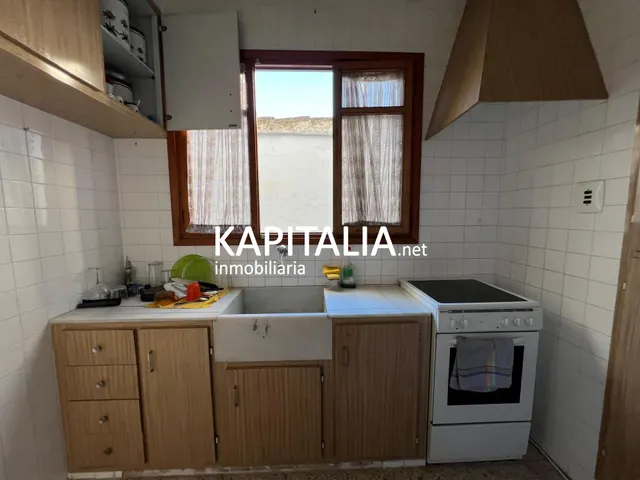 Estupenda casa a la venta en Ontinyent , zona San Antonio en Exclusiva . — 19
