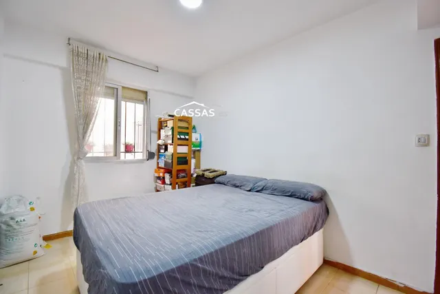 ZONA CENTRO- Junto Plaza Mayor. 3 habitaciones con terraza. 1º planta sin ascensor. — 18