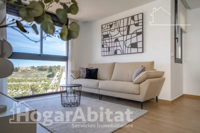 PRECIOSO ADOSADO A ESTRENAR CON PISCINA PRIVADA Y TERRAZA — 34