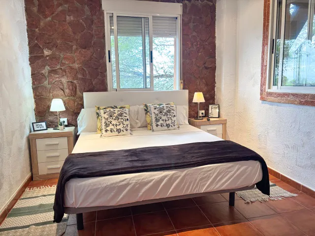 Villa de 6 dormitorios y 4 baños en Jacarilla (Alicante) — 34