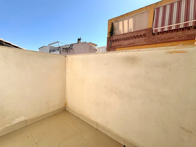 Piso 2 habitaciones 69m² en venta - Avenida de los ogijares — 27