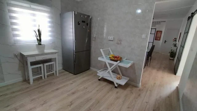 ESPECTACULAR CASA EN ESQUINA EN LA ZUBIA — 14