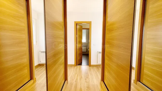 ¡EN ALQUILER PARA ESTUDIANTES! habitaciones EN CHALET CON REFORMA RECIENTE EN VILLANUEVA DE LA CAÑADA. — 31
