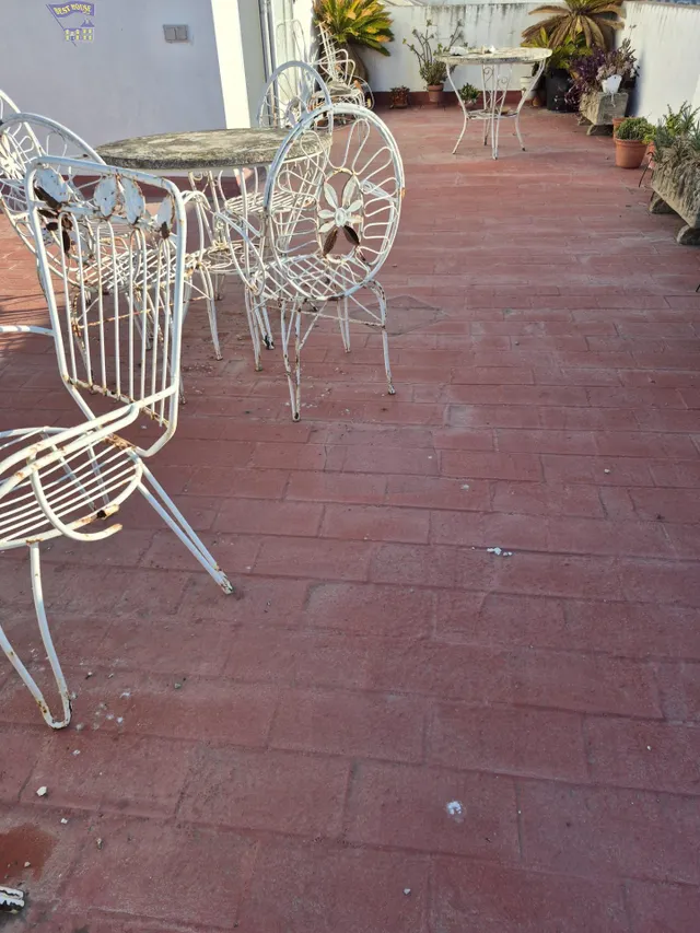 SE VENDE PISO EN PLANTA BAJA EN ZONA CAMINO DE BORNOS — 18