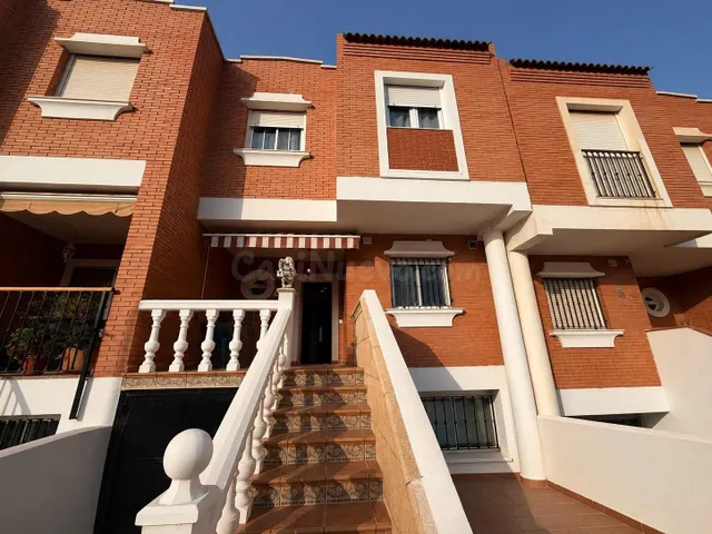 HUÉRCAL DE ALMERÍA – MIRADOR DEL MEDITERRÁNEO TRÍPLEX 197M2  - foto 4