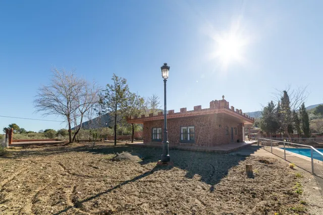 Casa con terreno 3 habitaciones 128m² en venta - Barriada de - foto 5