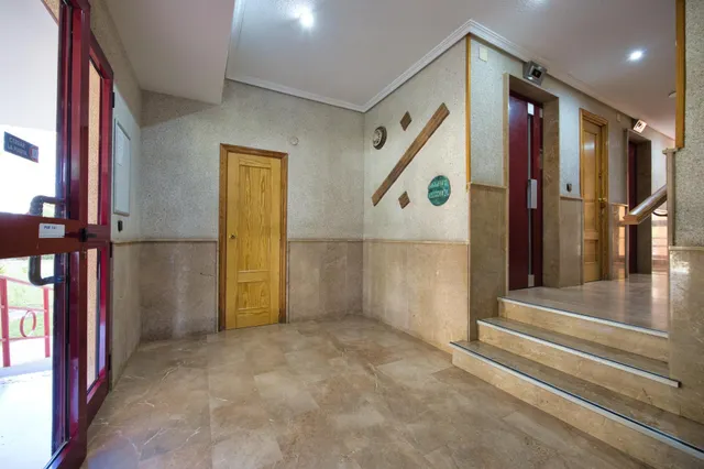 Vivienda de 4 dormitorios con terraza y urbanización en san blas — 26