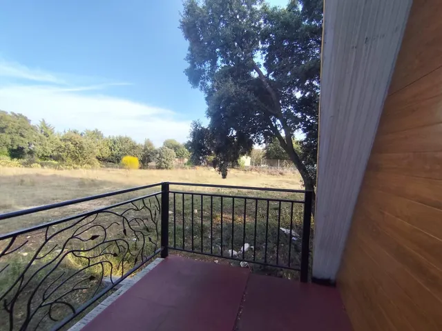 TERRENO CON VIVIENDA - foto 4