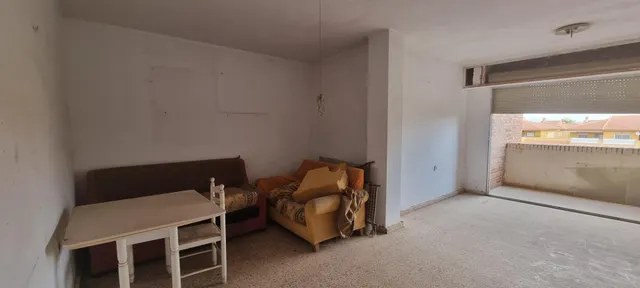 Amplísima casa con vistas despejadas a un parque desde su terraza — 5
