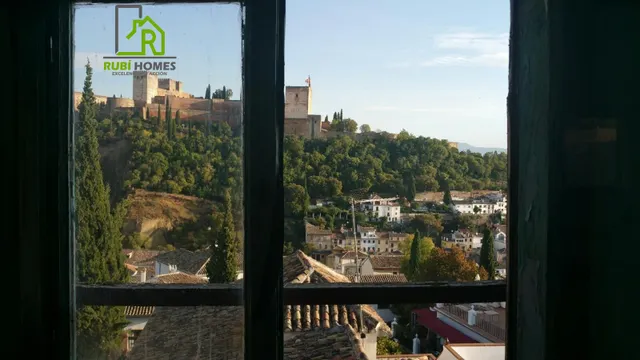 CASA CON VISTAS PANORÁMICAS A LA ALHAMBRA — 7