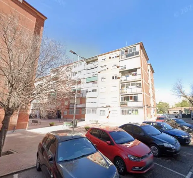 Se vende piso OKUPADO en Calle Marqués de Mondéjar 4 de Alca - foto 3