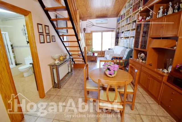 CHALET SEMINUEVO CON PISCINA, GARAJE, JARDIN Y TERRAZA — 22