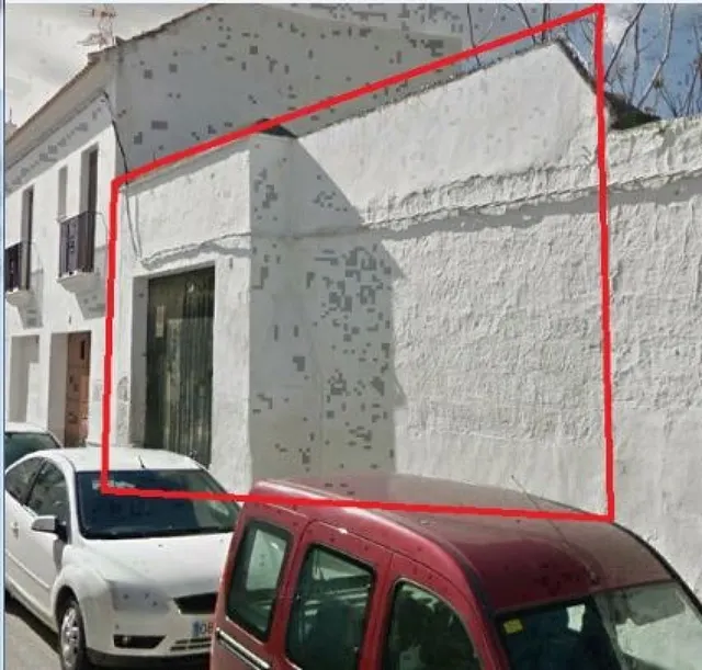 Parcela urbana junto plaza de toros de Osuna — 2