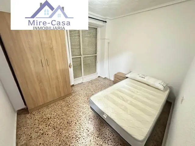 SE VENDE ENTRESUELO CON ASCENSOR — 3