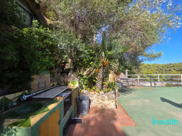 Gran casa en urbanización privada Rat Penat con preciosas vistas — 34