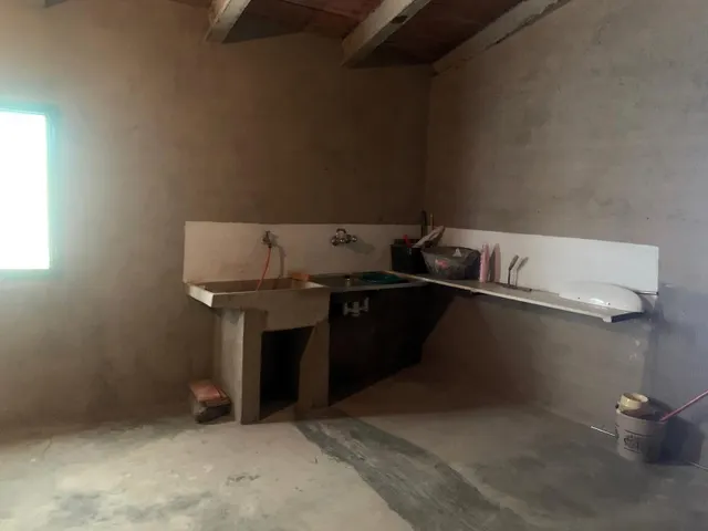 CASA EN VALDEOBISPO — 17