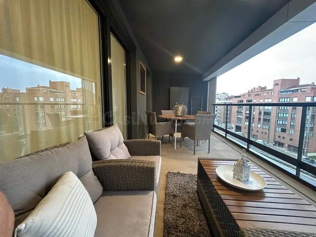 PISO EN BARAÑAIN — 2