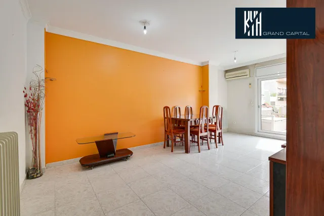 PISO GIRONA — 22
